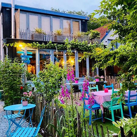 In De Aap - Appartementen & Guesthouse ベルゲン エクステリア 写真