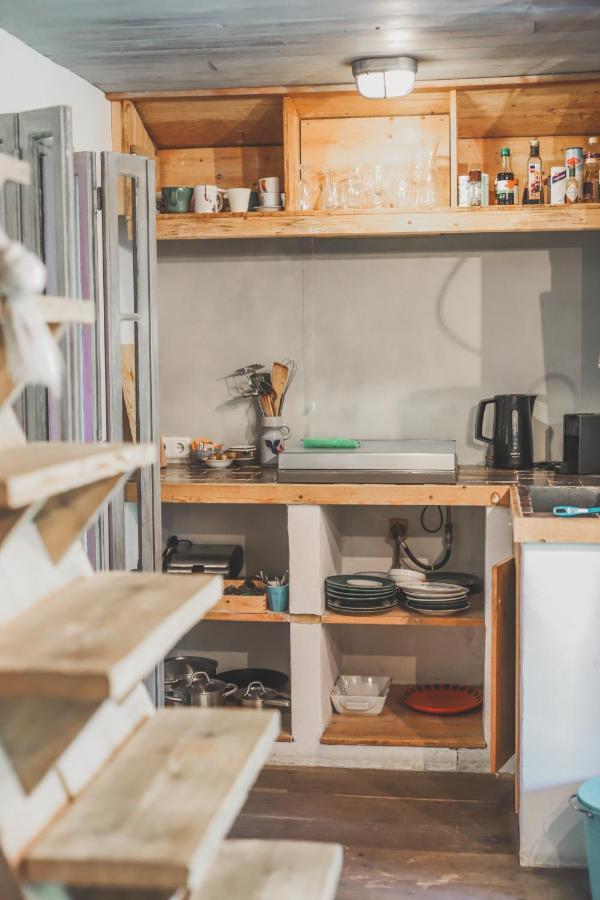 In De Aap - Appartementen & Guesthouse ベルゲン エクステリア 写真