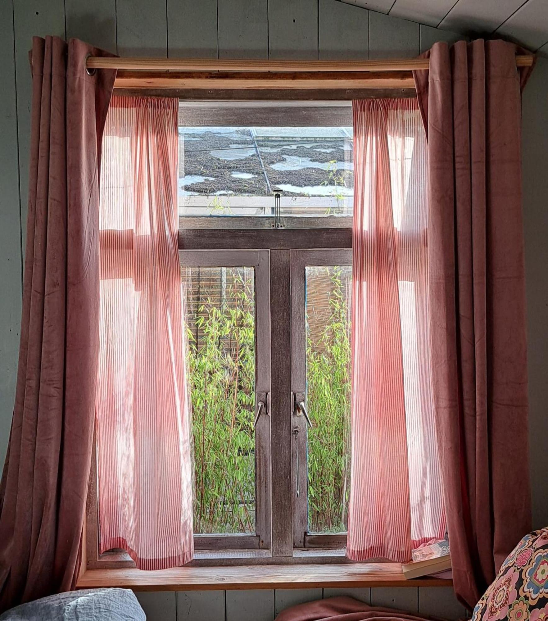In De Aap - Appartementen & Guesthouse ベルゲン エクステリア 写真